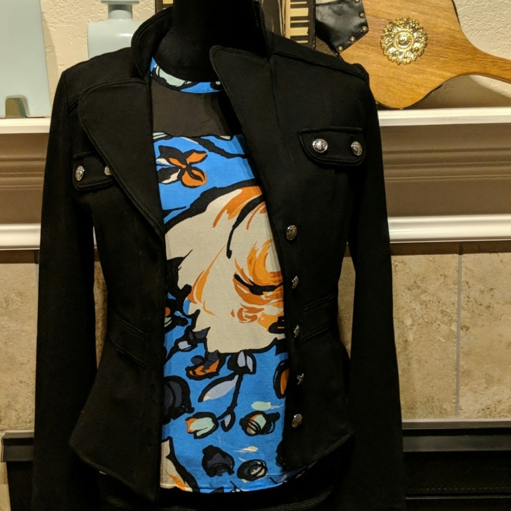 White House Black Market Black Blazer